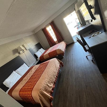Budget Inn Carthage Extérieur photo