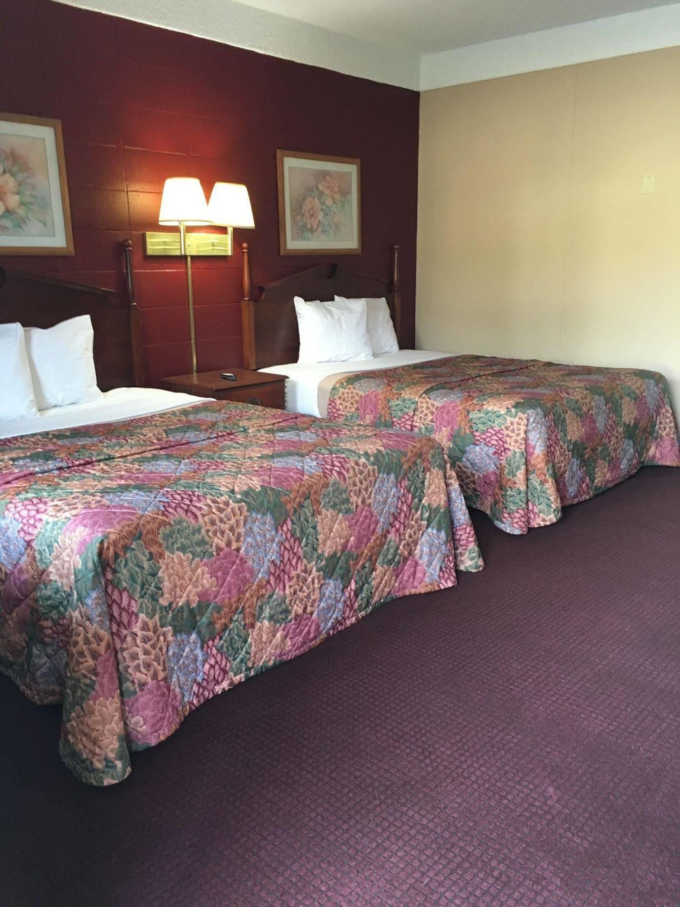 Budget Inn Carthage Extérieur photo